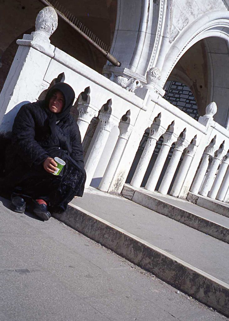 Sébastien Magne_ EKTA. PEOPLE ARE STRANGE 42